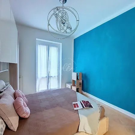 Giuly House Apartment